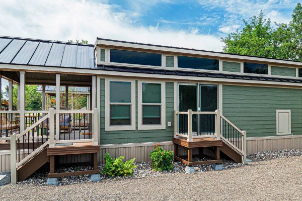 Park Model 1BR - Side View - 2 (1)